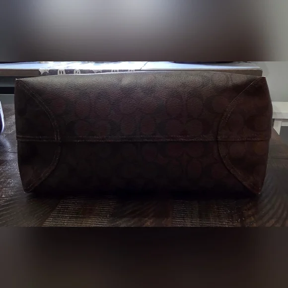 Coach City Tote Bag - Picture 10 of 12